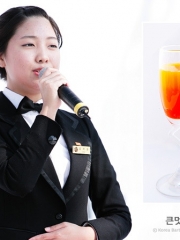 큰 멋쟁이 나비 Vanessa