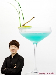 호수에서 on a lake